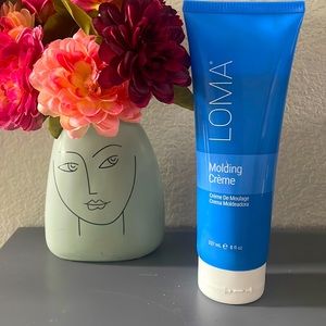 Loma Molding Creme